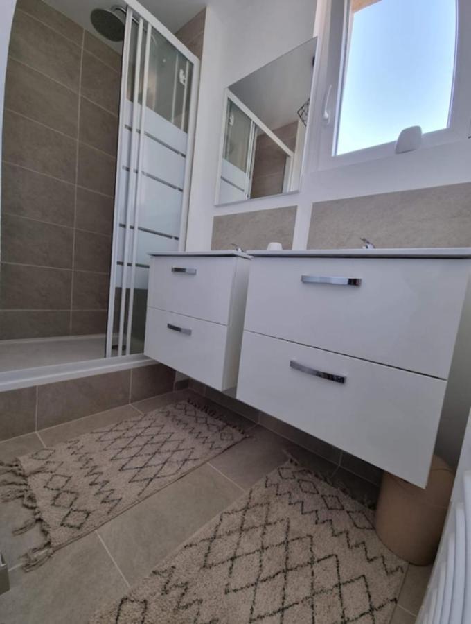 Chambre 1 Esperance Communs A Partager 圣布里厄 外观 照片